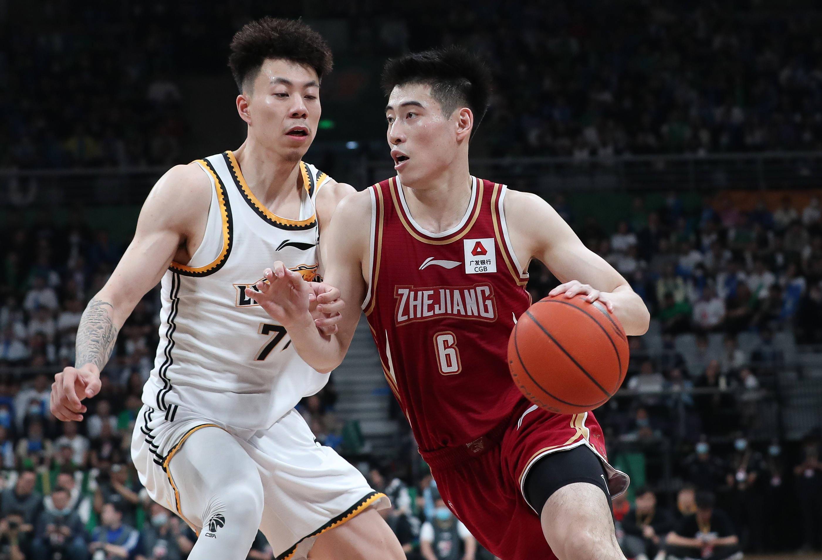 包含浓眉哥爆冷击败利物浦，比分优势明显引爆全场！的词条