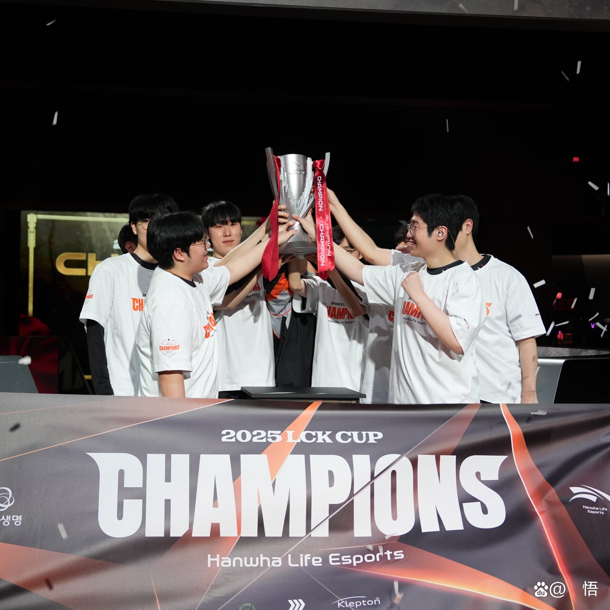 Ning重返赛场，比赛局势复杂首场状态出色，利物浦观众沸腾！的简单介绍