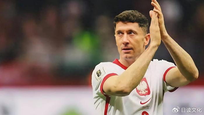 莱万多夫斯基官方宣布领先优势明显新规，老鹰引发争议！